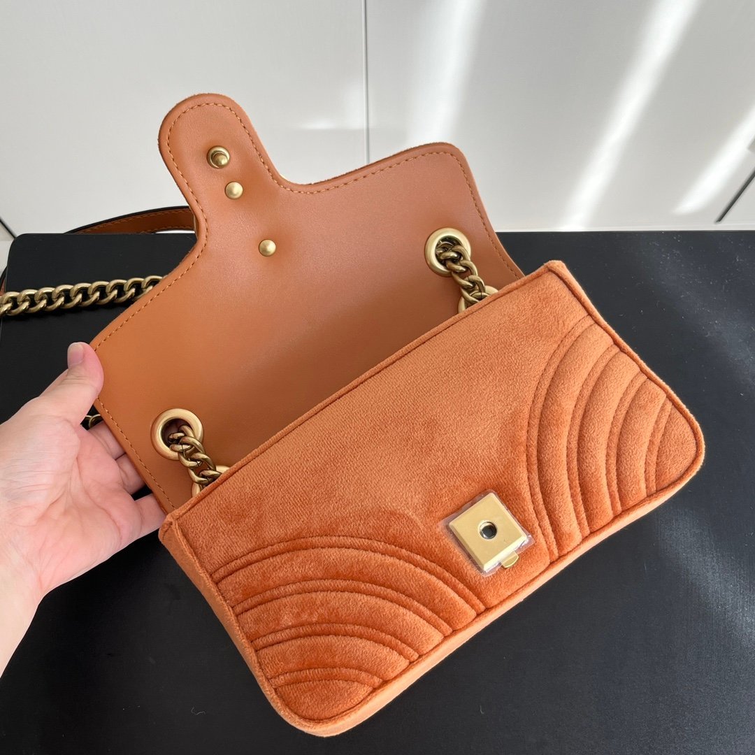 GUCCI