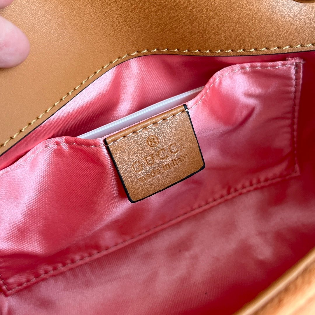 GUCCI