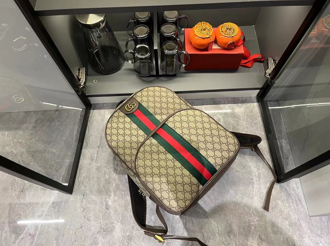 GUCCI