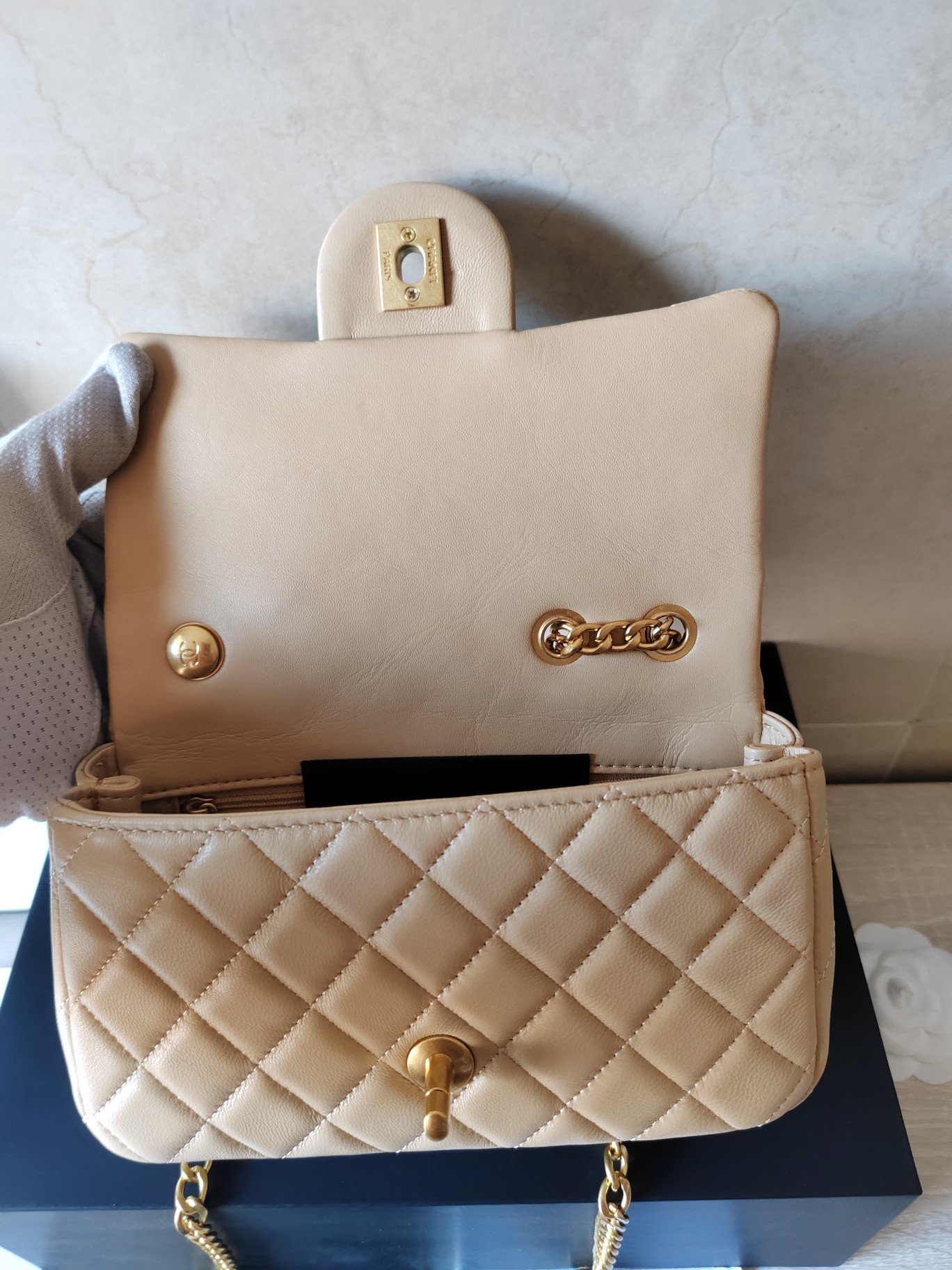 CHANEL