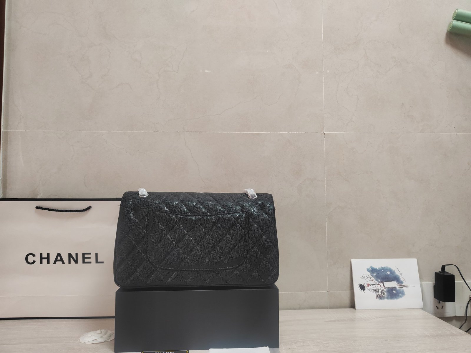 CHANEL Size: 30*19*10cm.