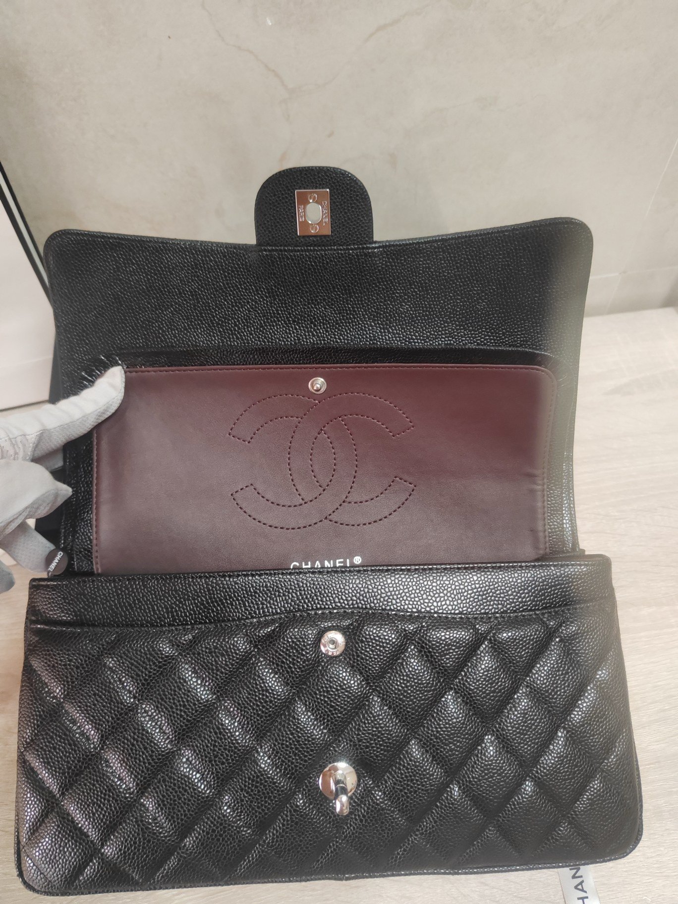 CHANEL Size: 30*19*10cm.