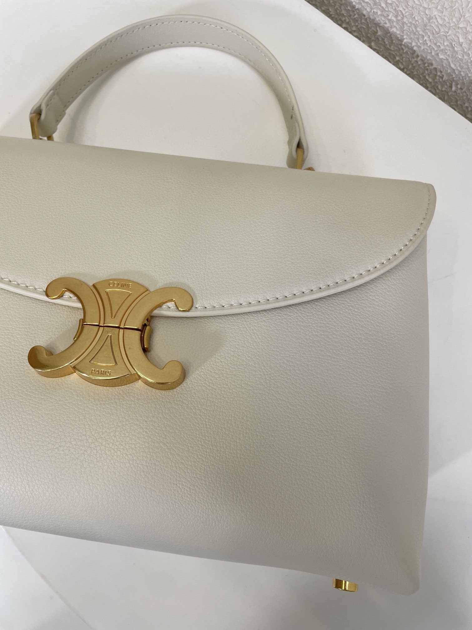 CELINE