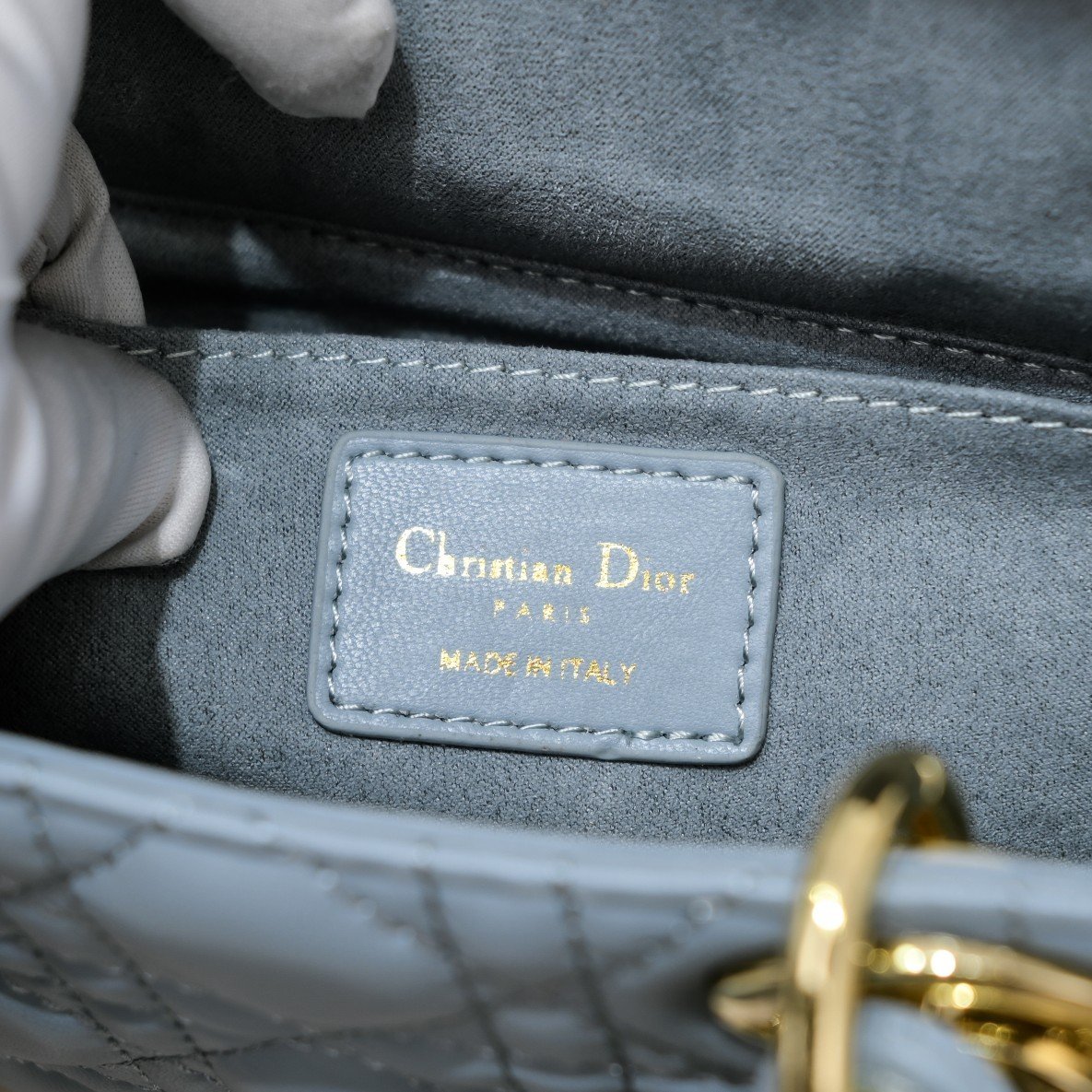 DIOR