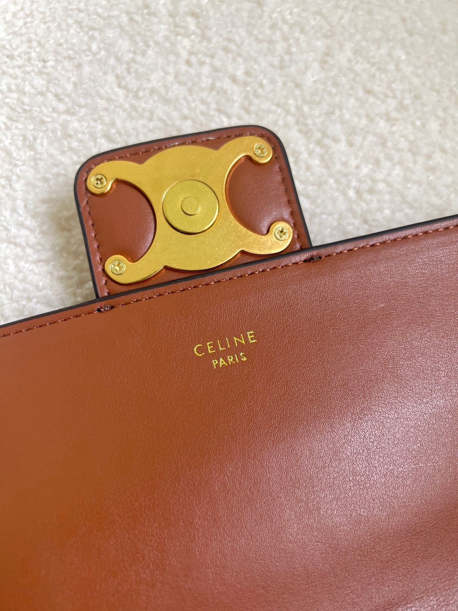 CELINE