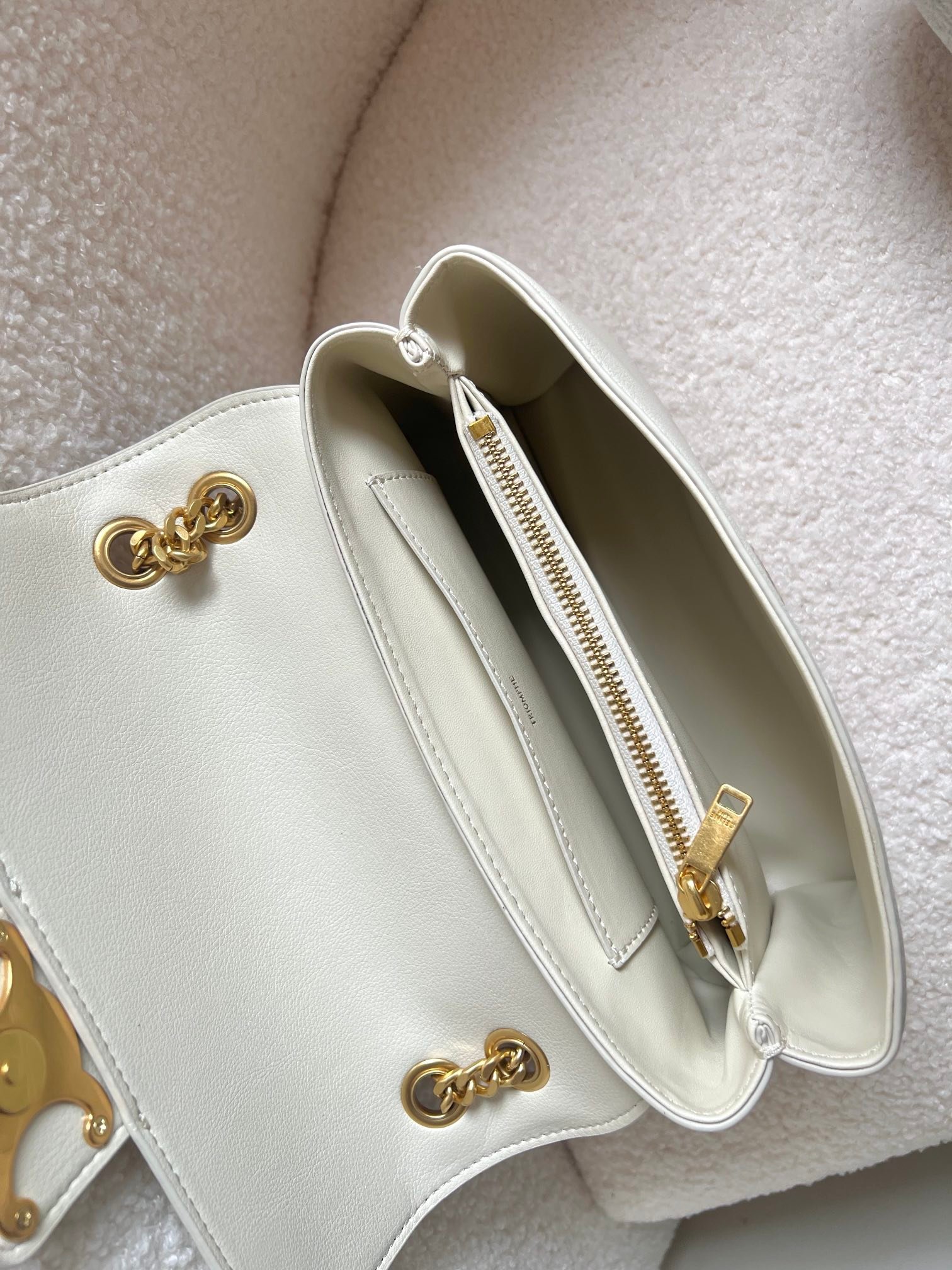 CELINE