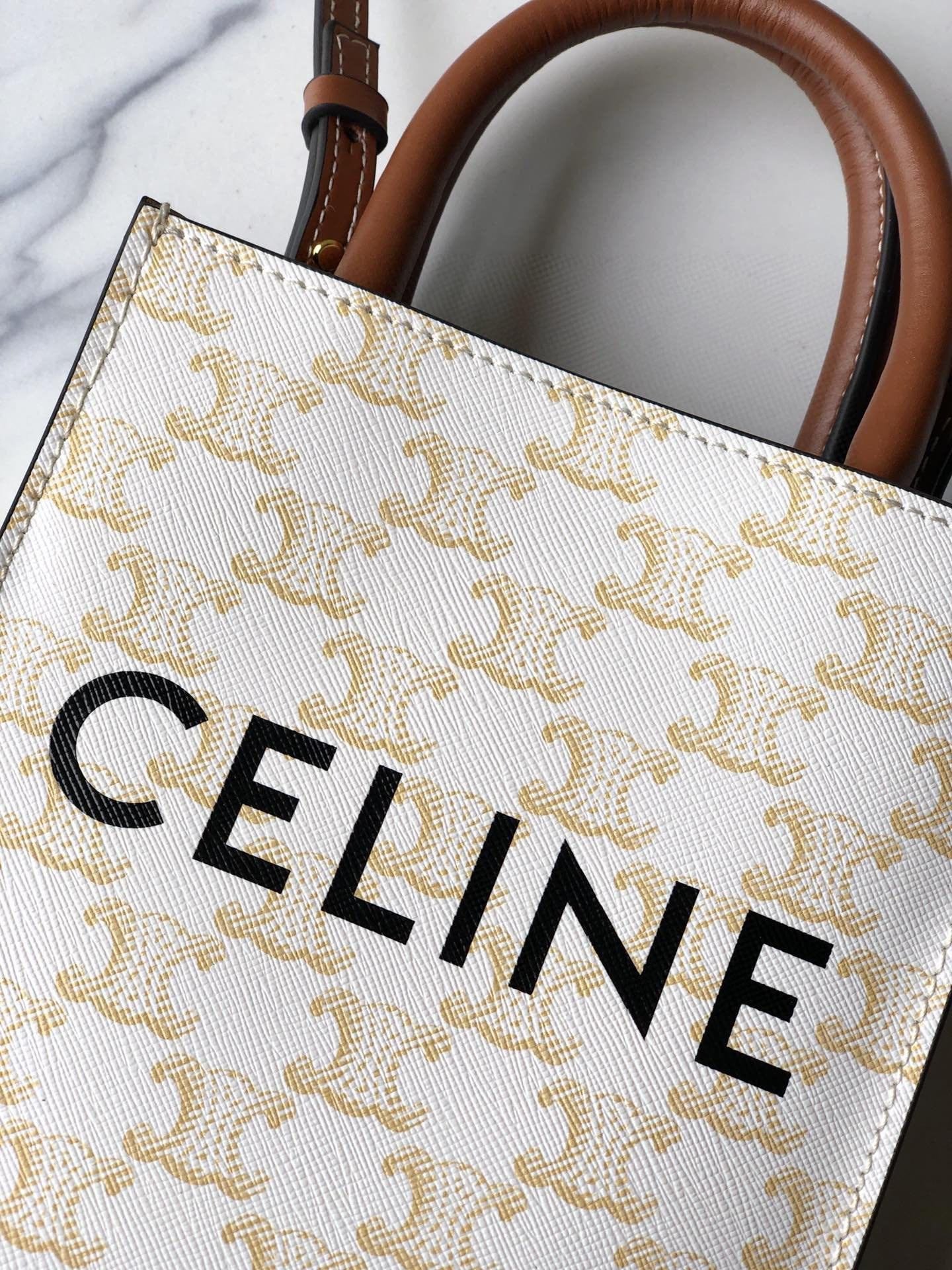 CELINE