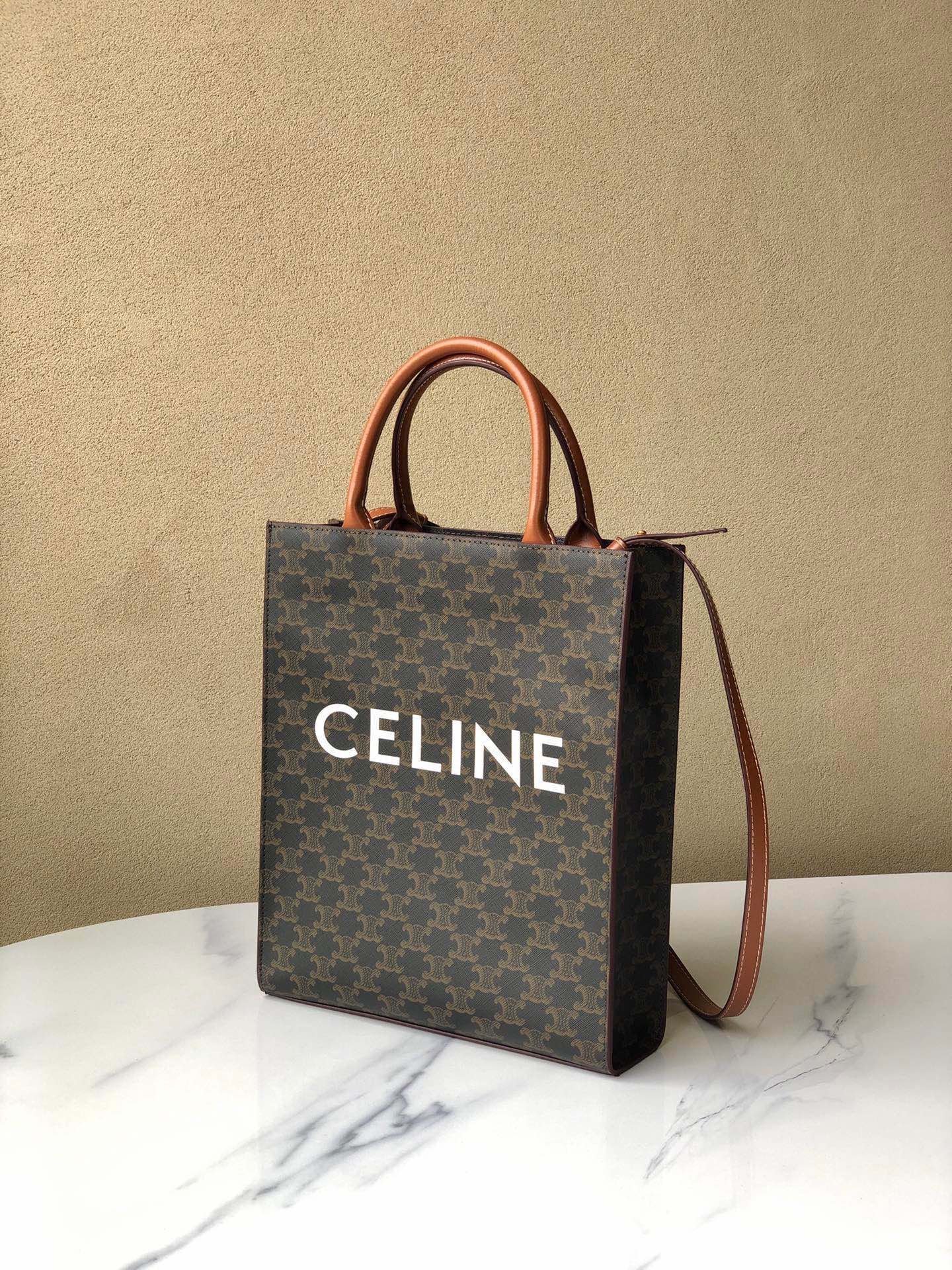 CELINE