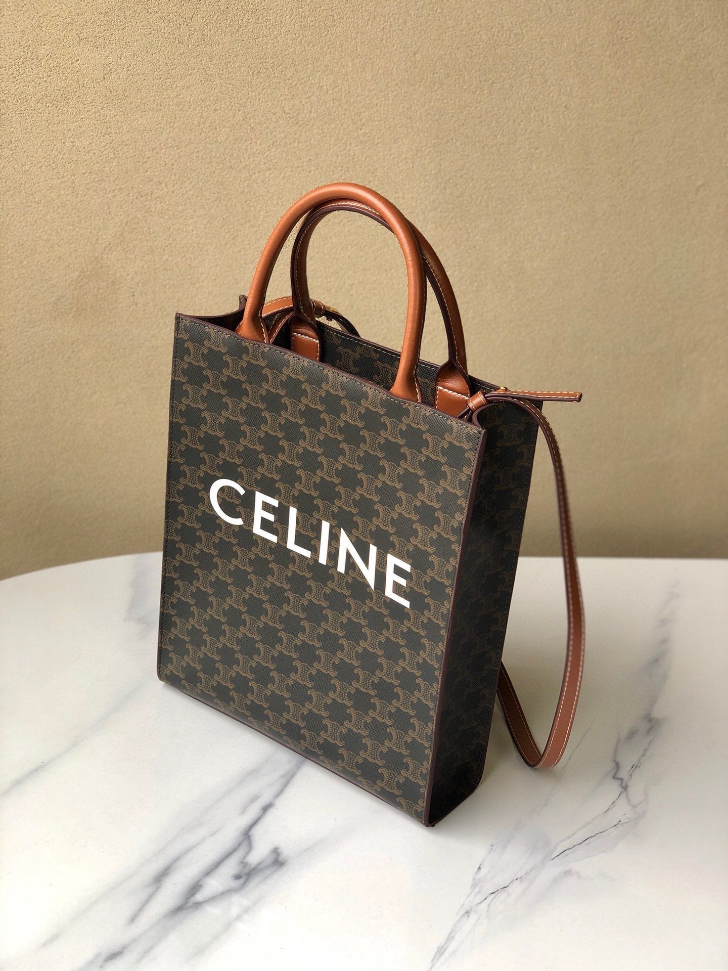 CELINE