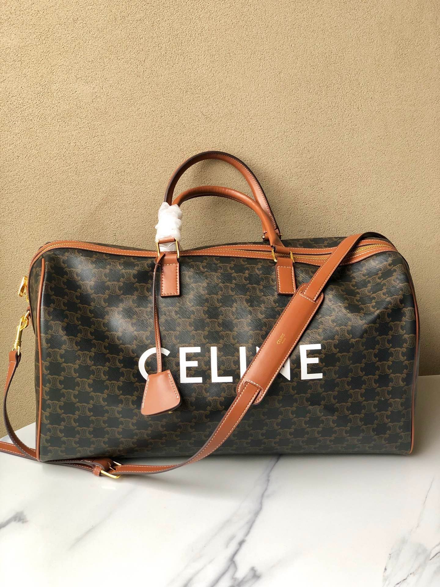 CELINE