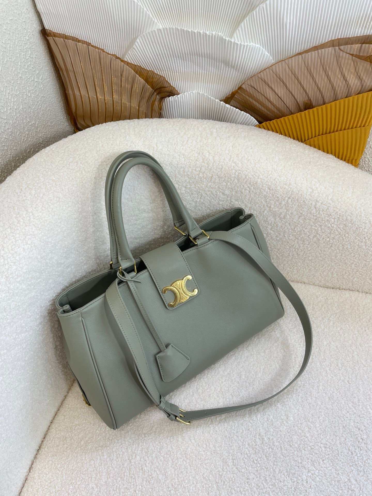 CELINE