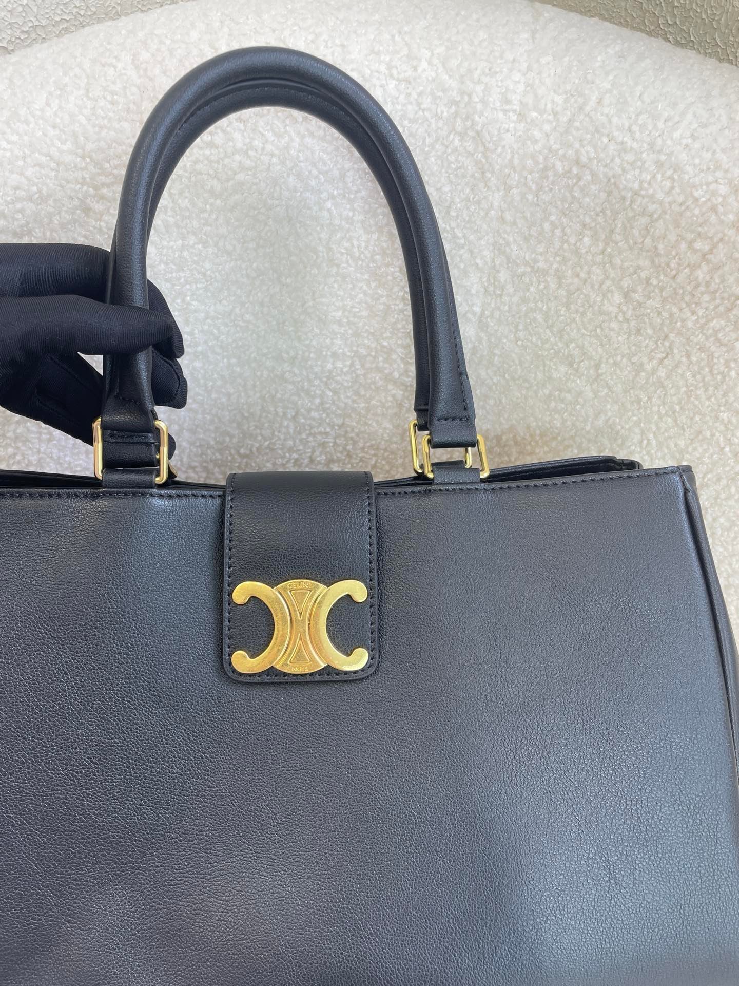 CELINE