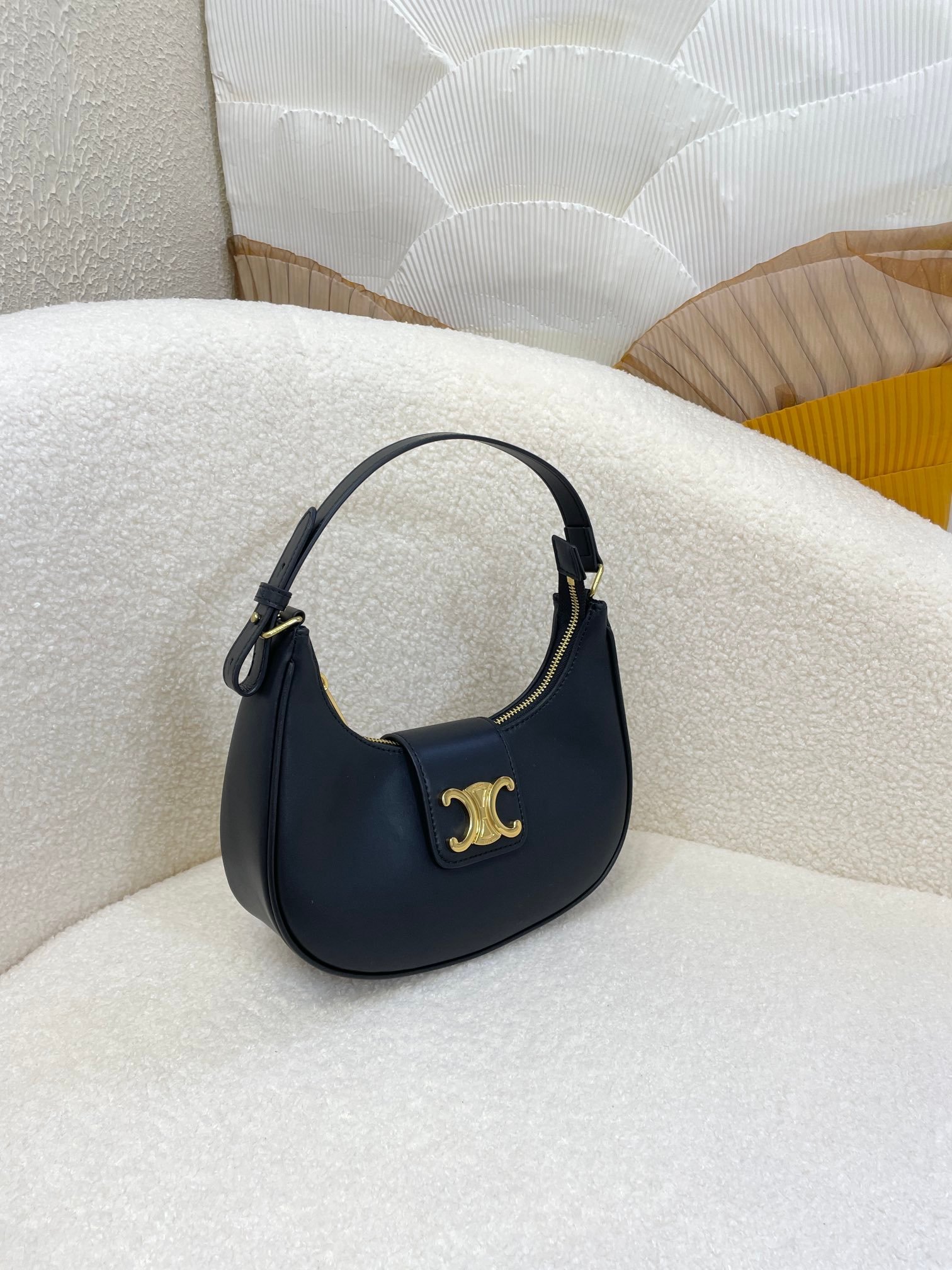 CELINE