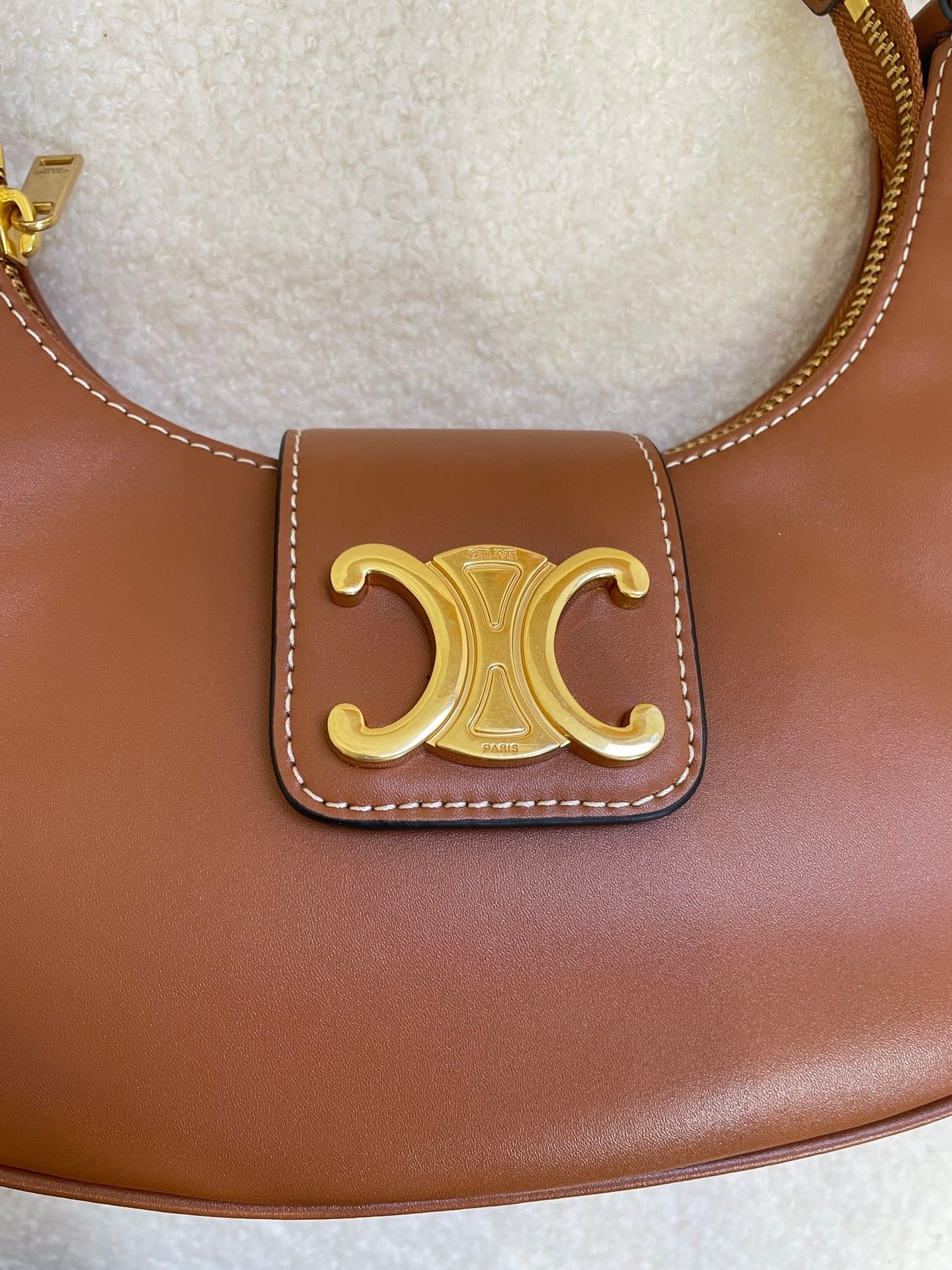 CELINE