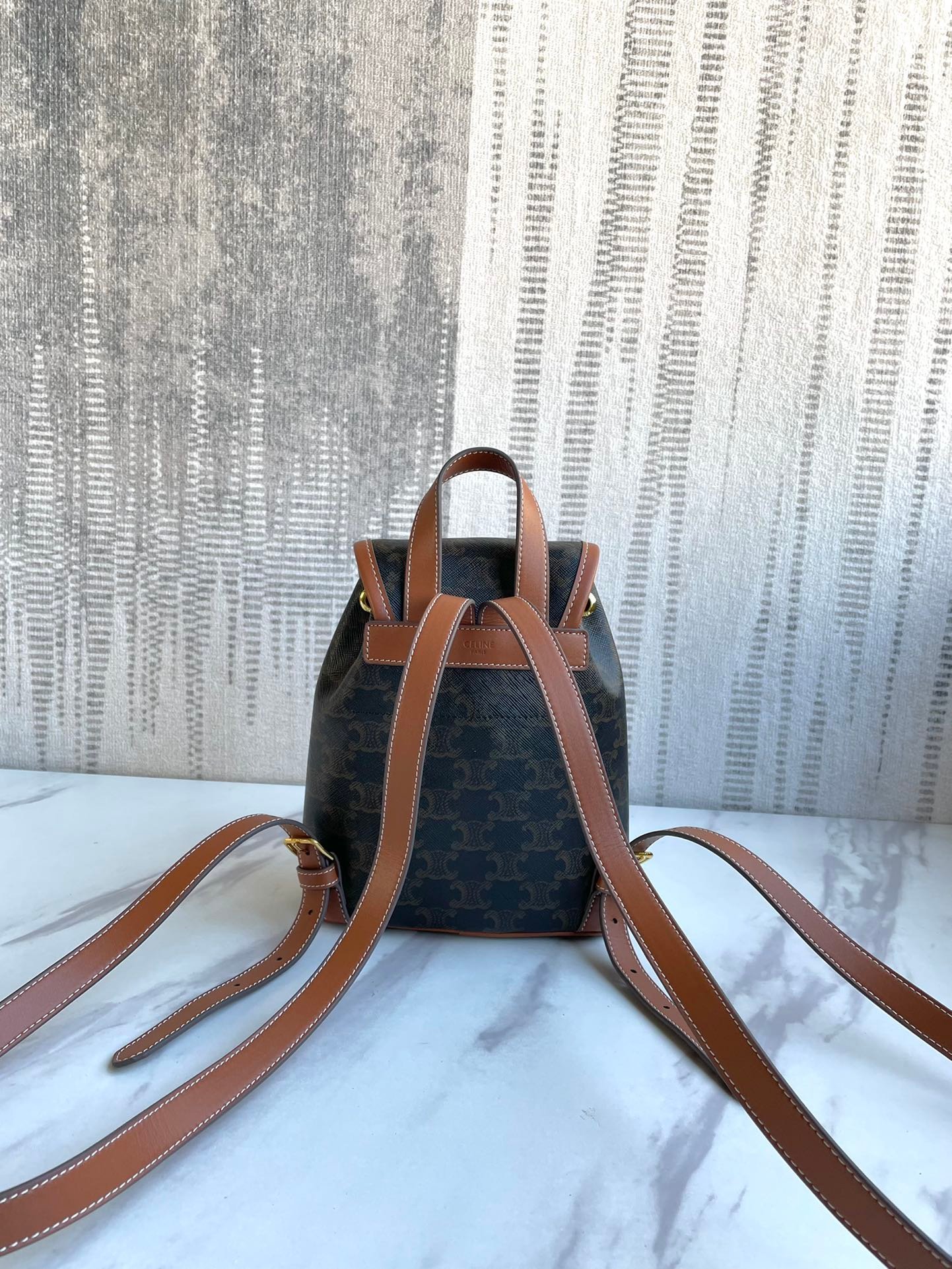 CELINE