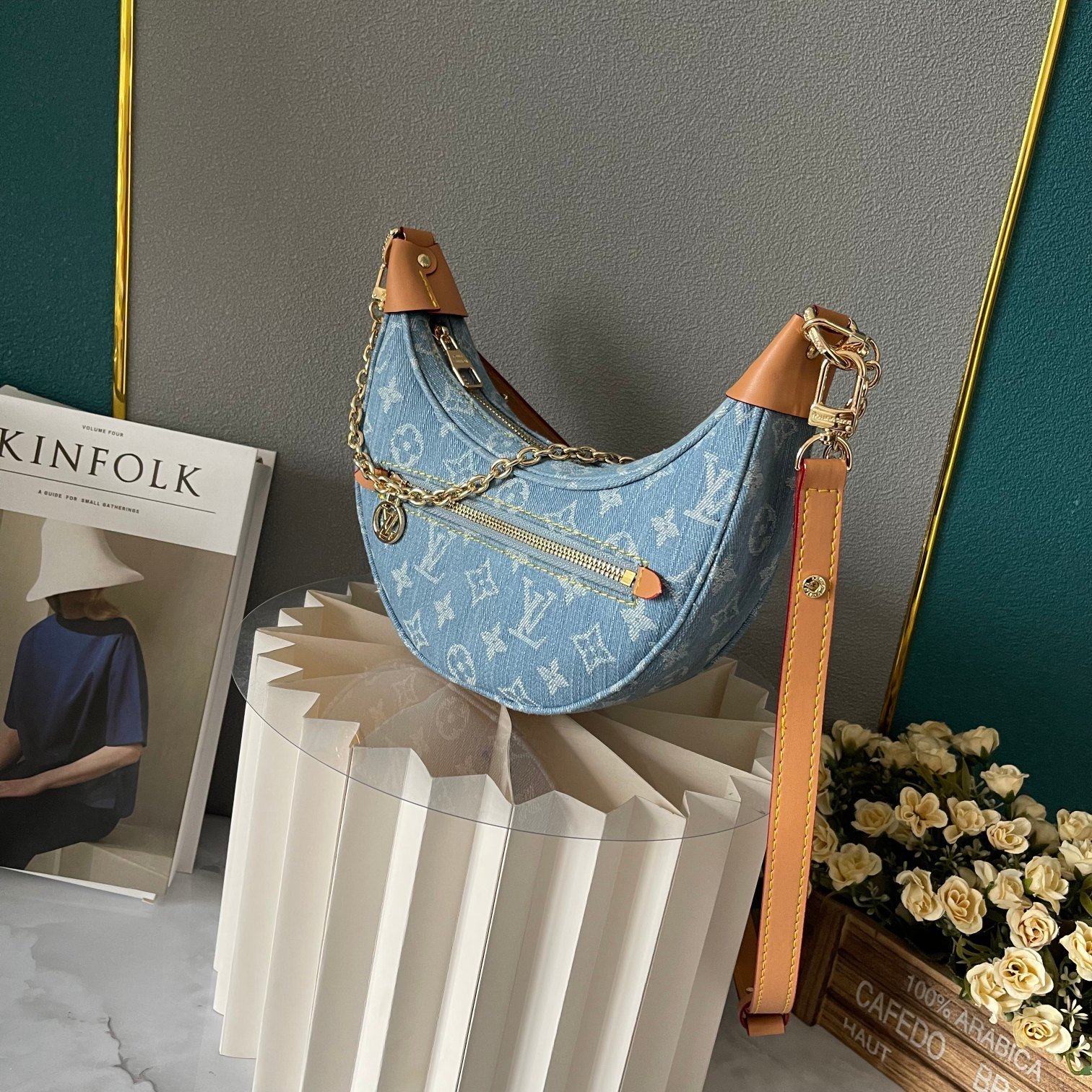 LOUIS VUITTON