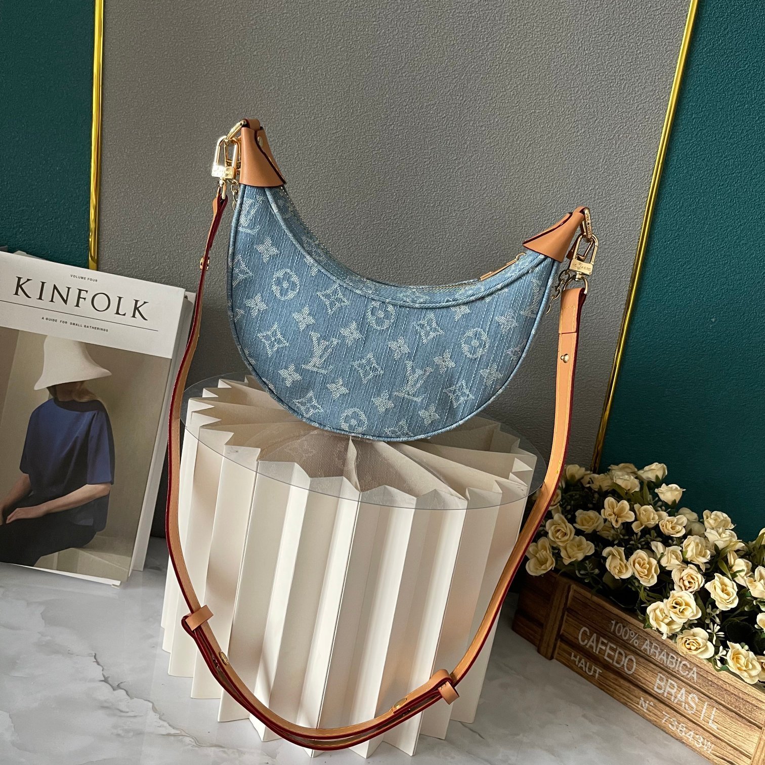 LOUIS VUITTON