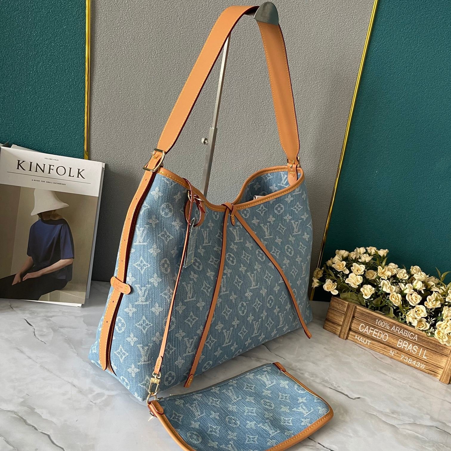 LOUIS VUITTON