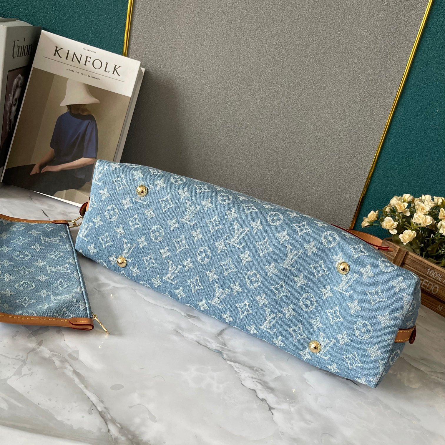 LOUIS VUITTON