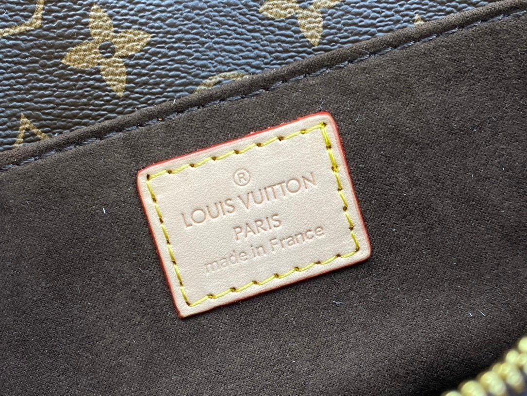 LOUIS VUITTON