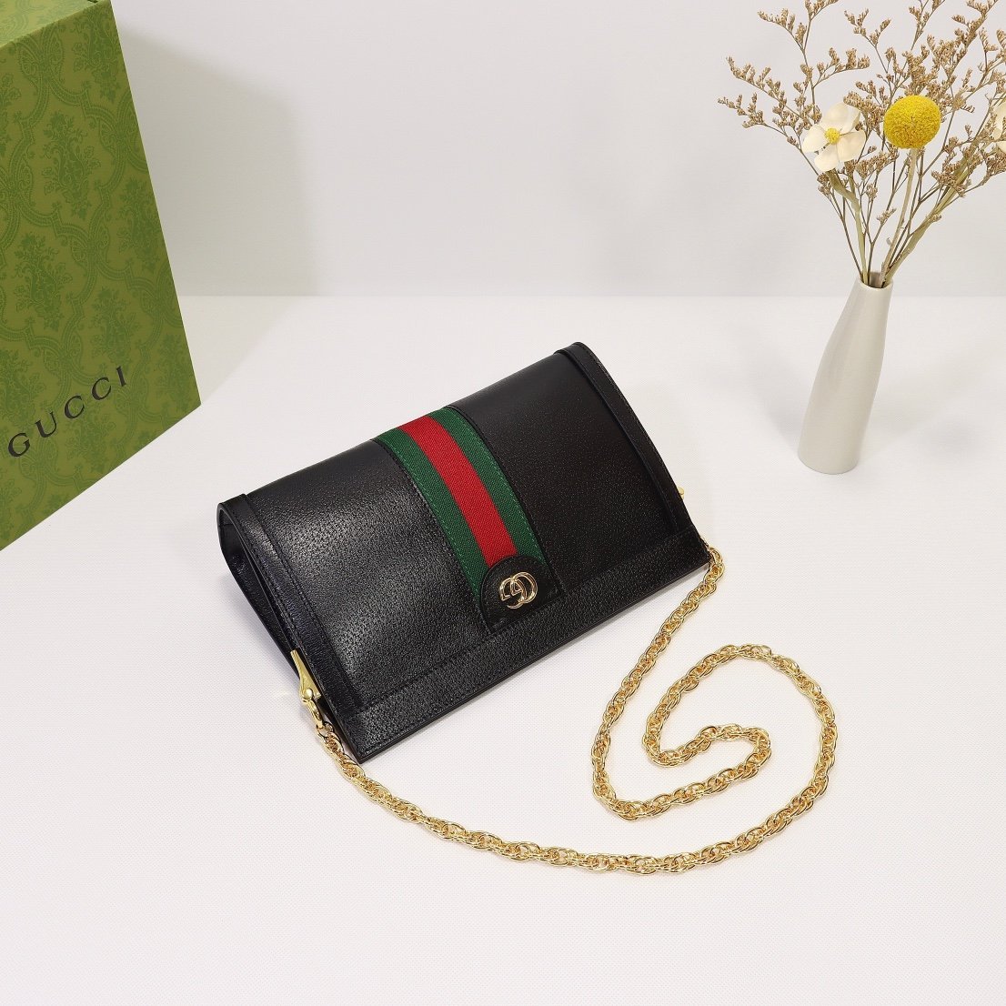 GUCCI
