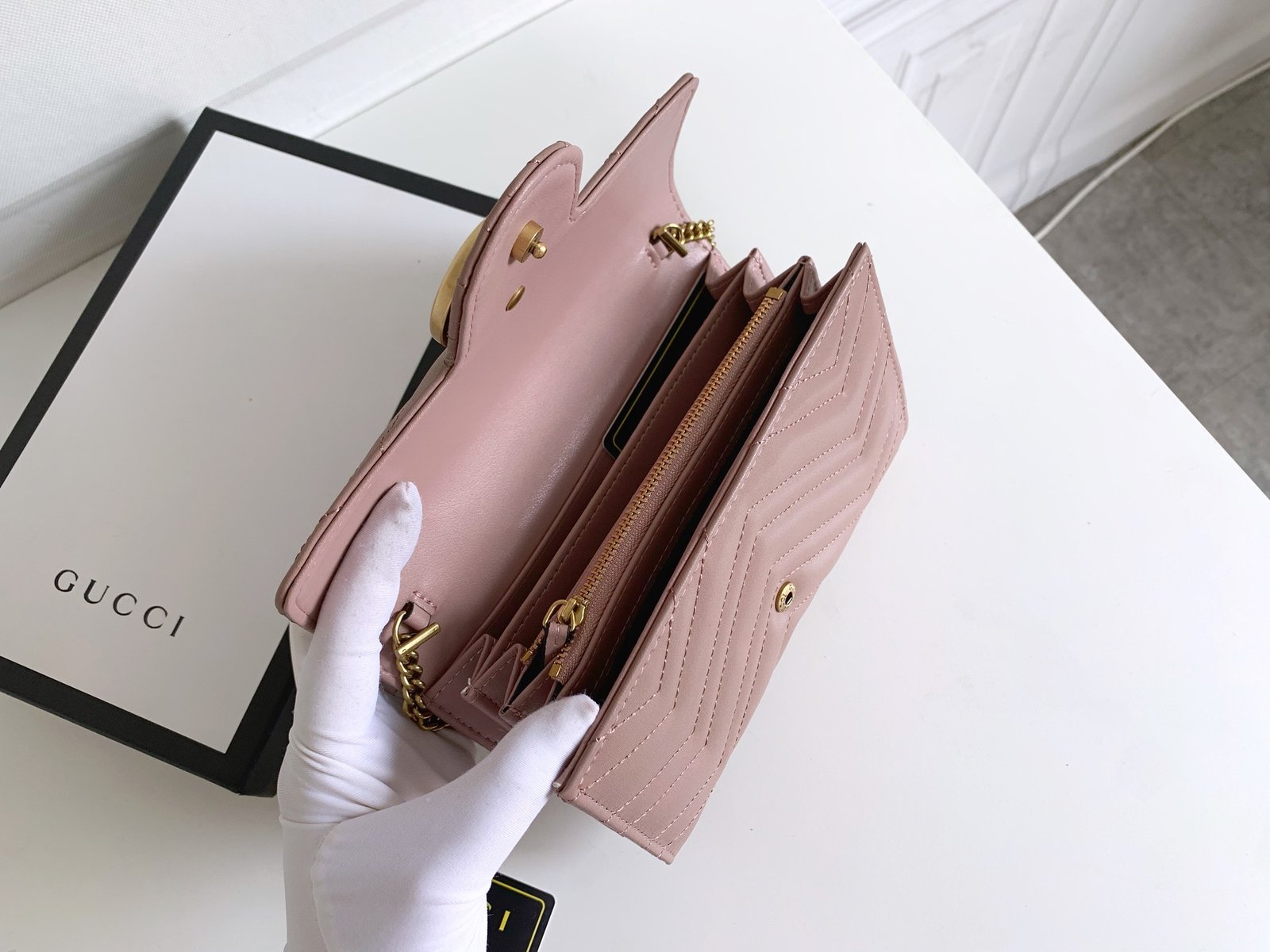 GUCCI