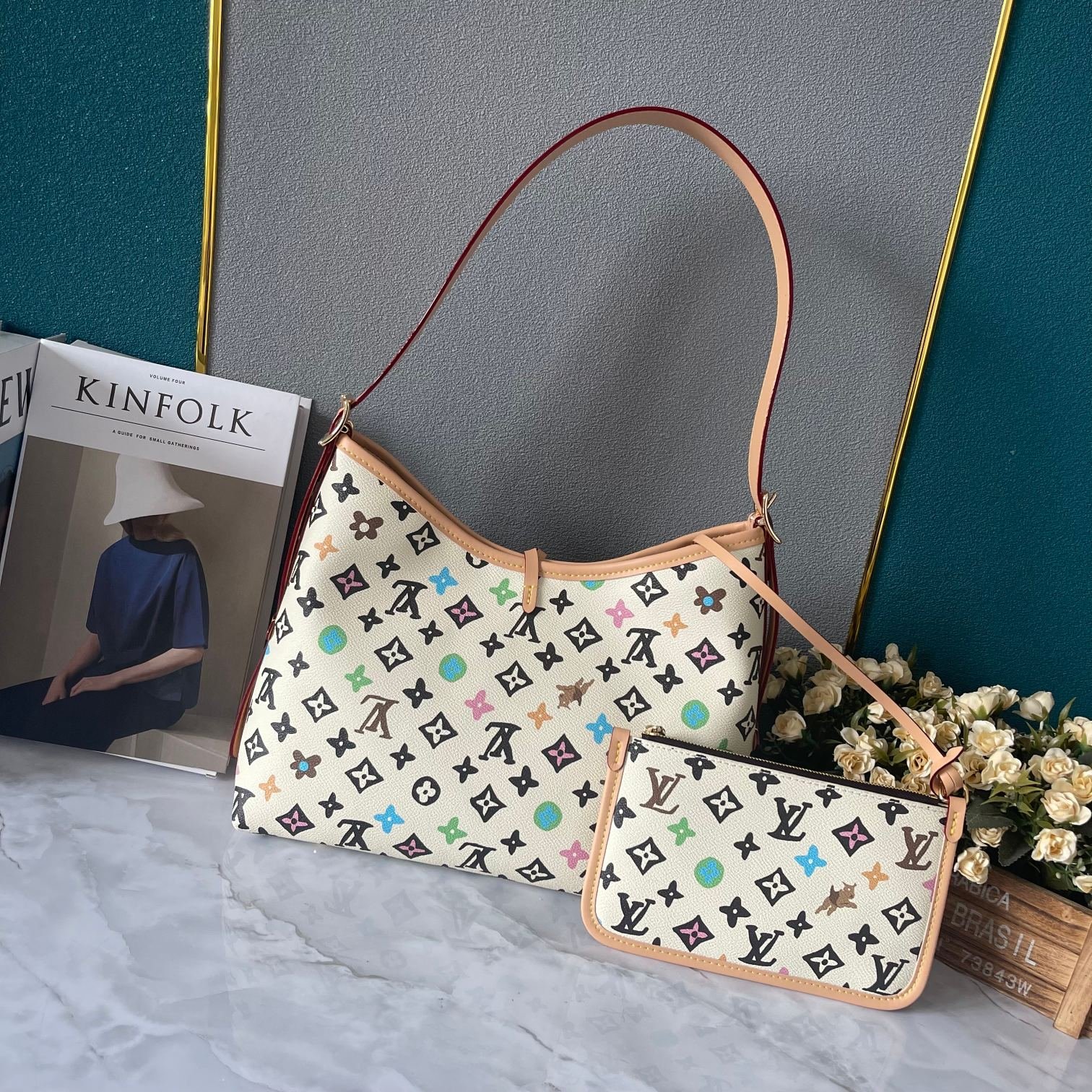 LOUIS VUITTON