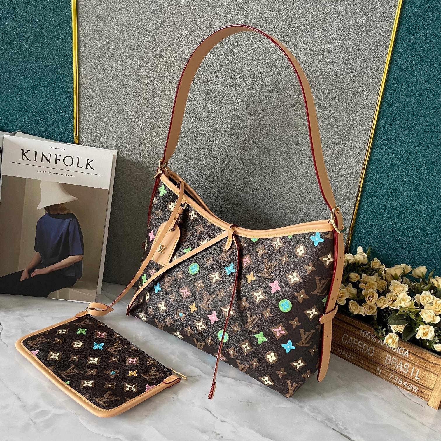 LOUIS VUITTON