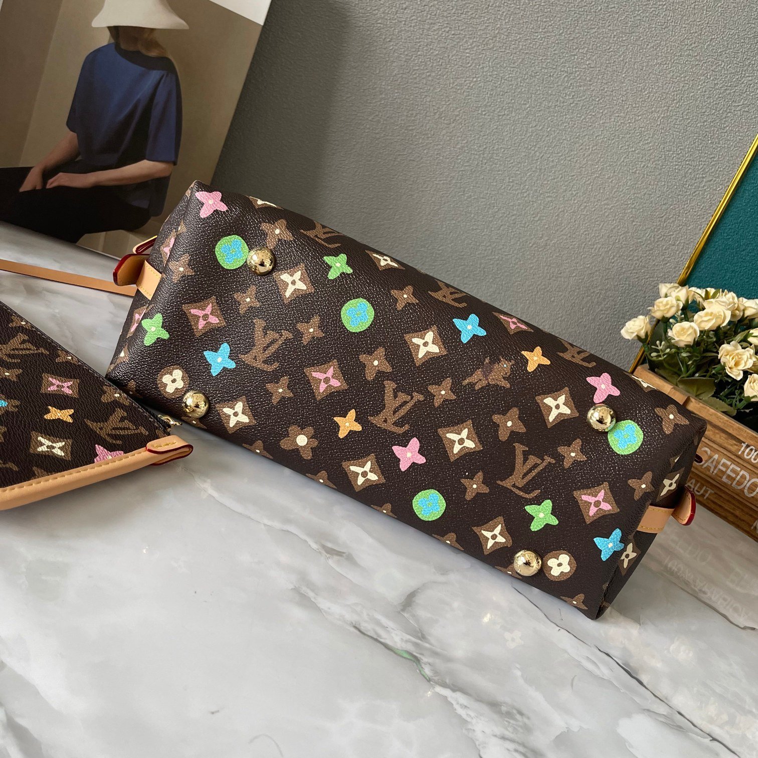 LOUIS VUITTON