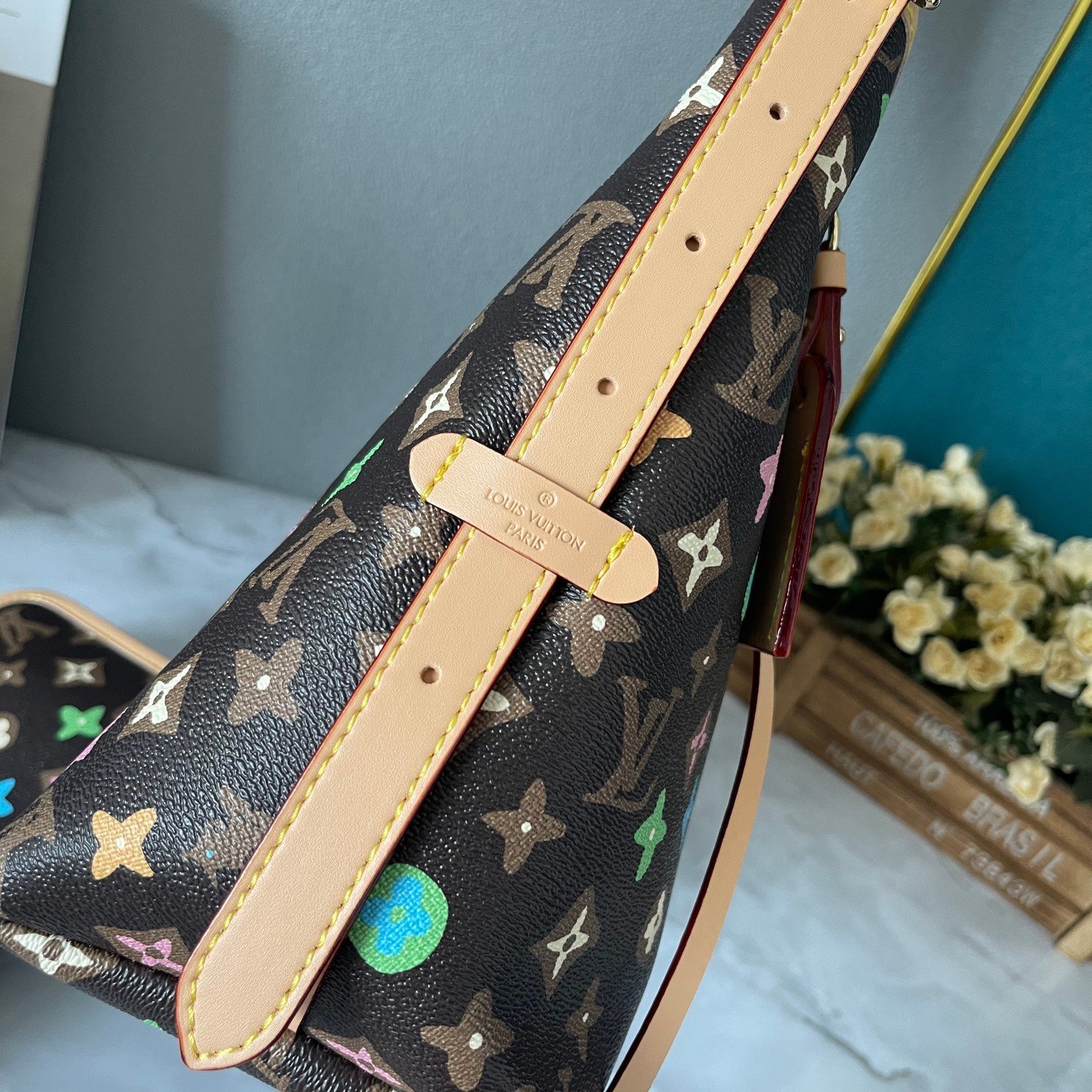 LOUIS VUITTON