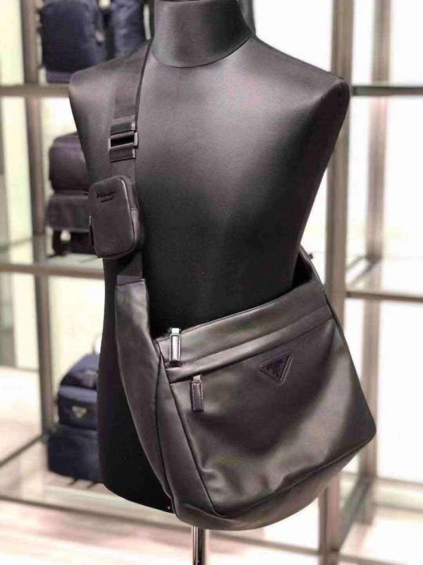 Replica Prada 2VH125 Prada Leather Shoulder Bag Black