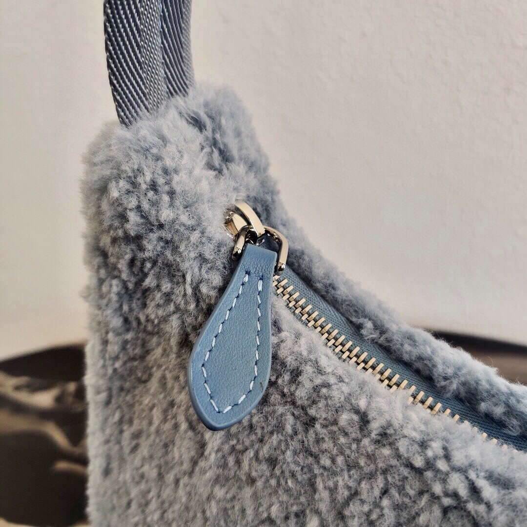 Replica Prada 1NE515 Re Edition 2000 Shearling Mini Bag Blue
