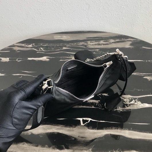 Replica Prada 1BH204 Prada Re-Edition 2005 Nylon Bag Black