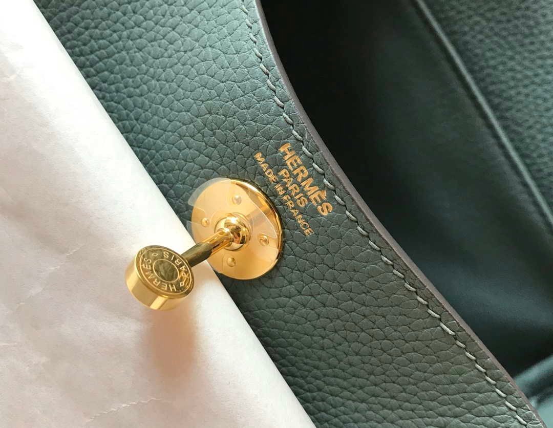 Replica Hermes H079086CK18 Lindy Mini Bag 19cm Semi-manual H231905