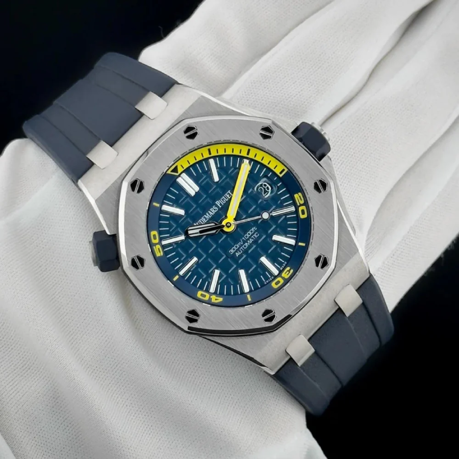 Audemars Piguet – Royal Oak – Rubber Strap – Blue