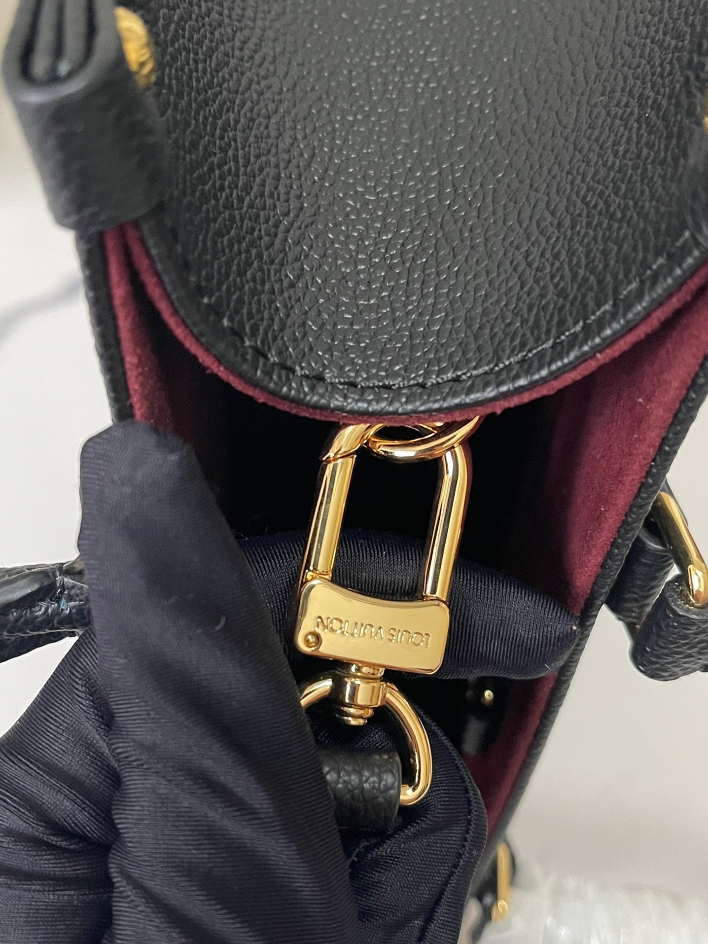 LOUIS VUITTON M45659
