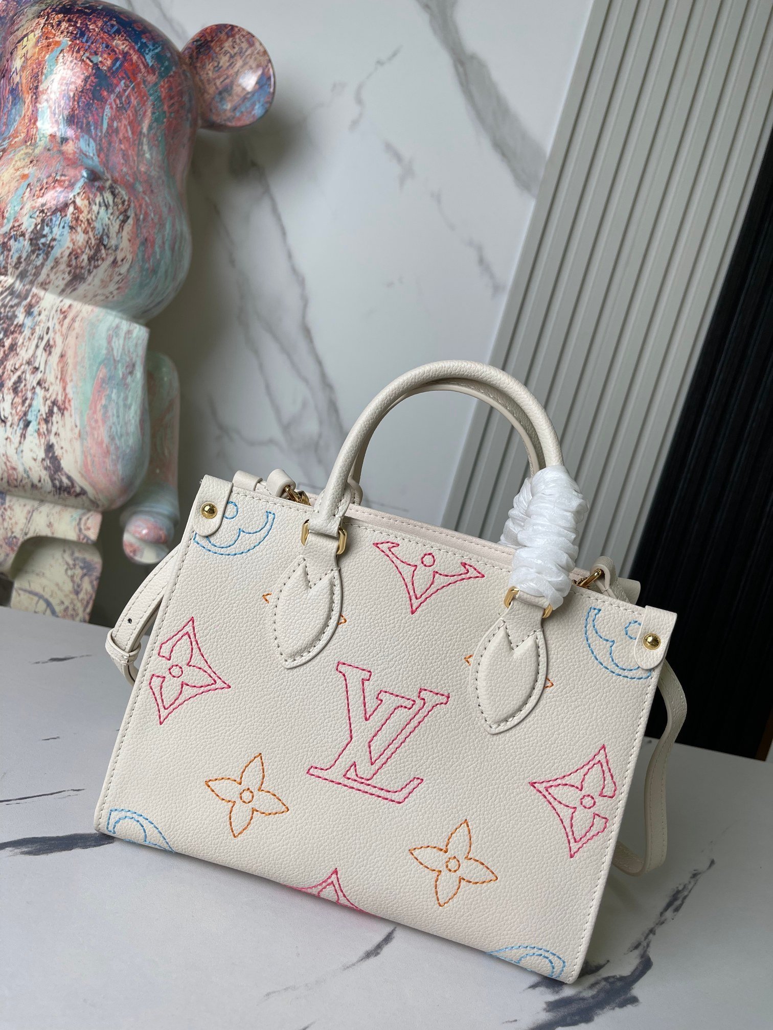 Louis Vuitton / LV Onthego M45653 size:25*19*11.5cm