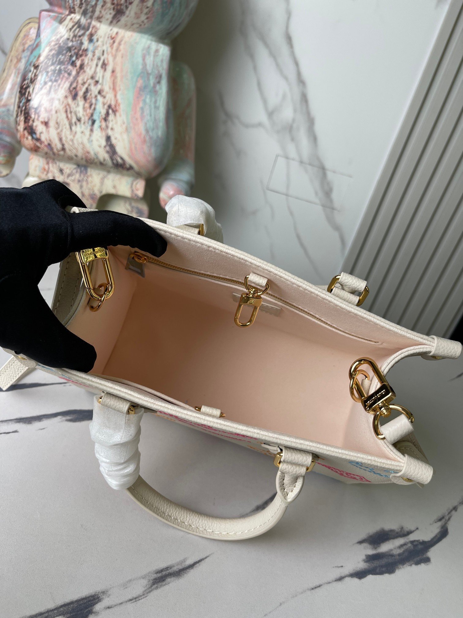Louis Vuitton / LV Onthego M45653 size:25*19*11.5cm