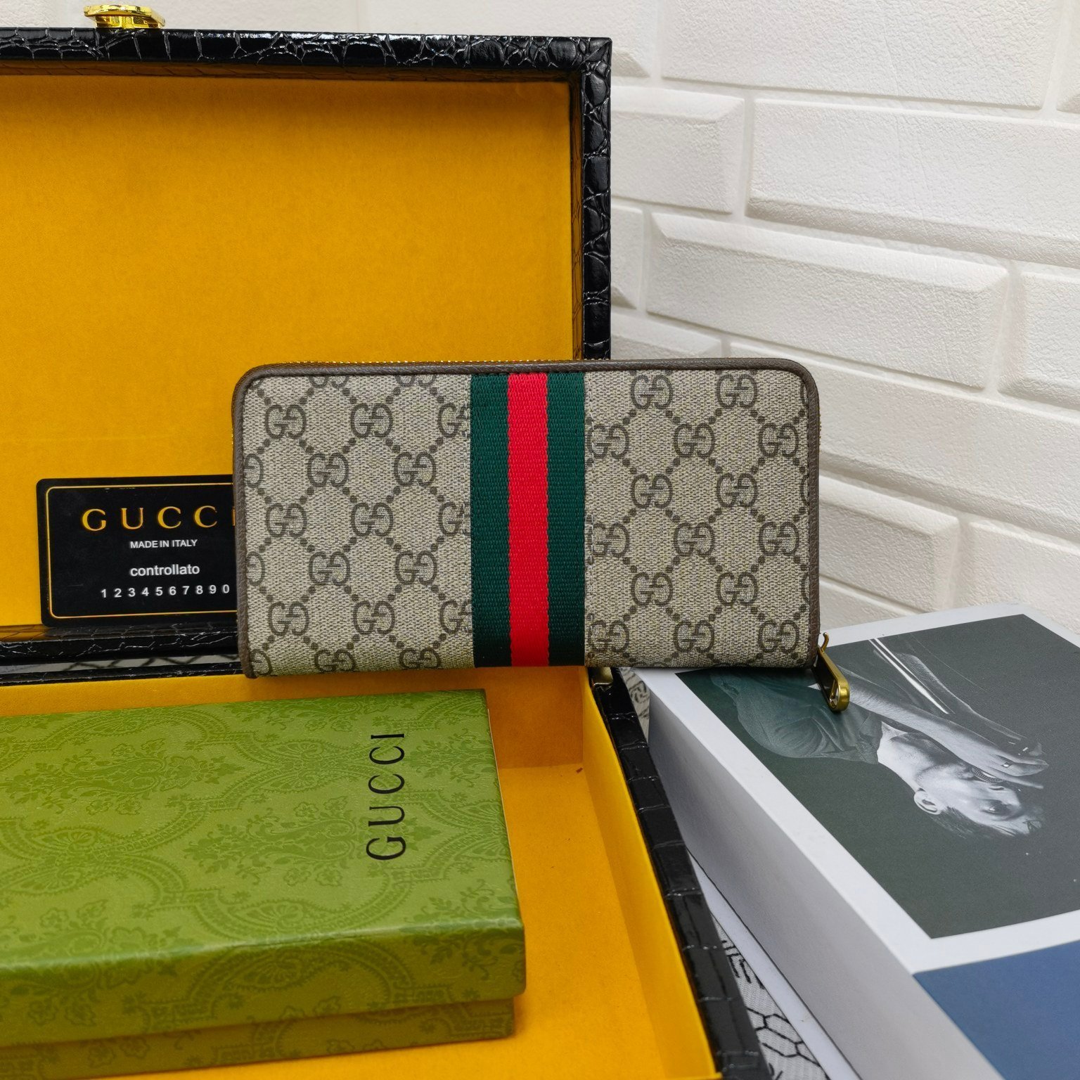 wallet