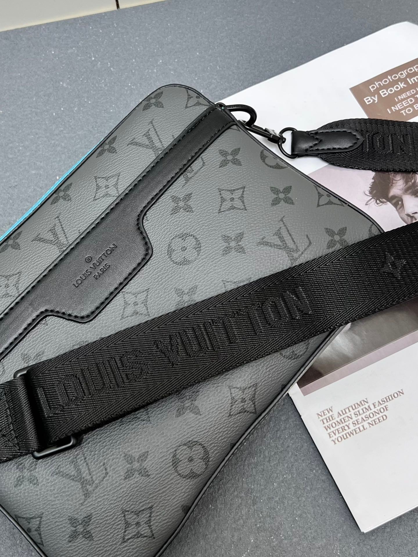 LOUIS VUITTON