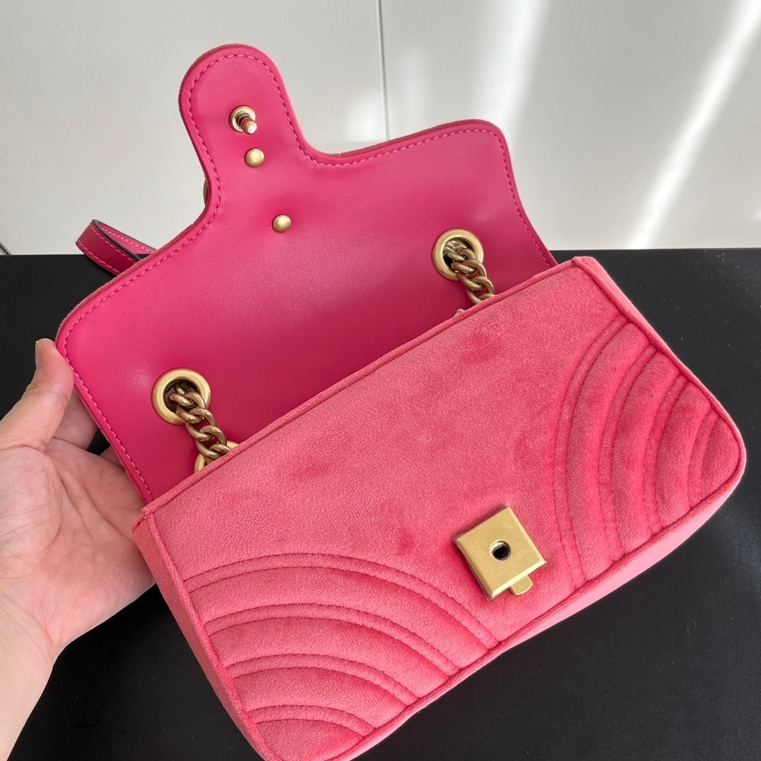 GUCCI