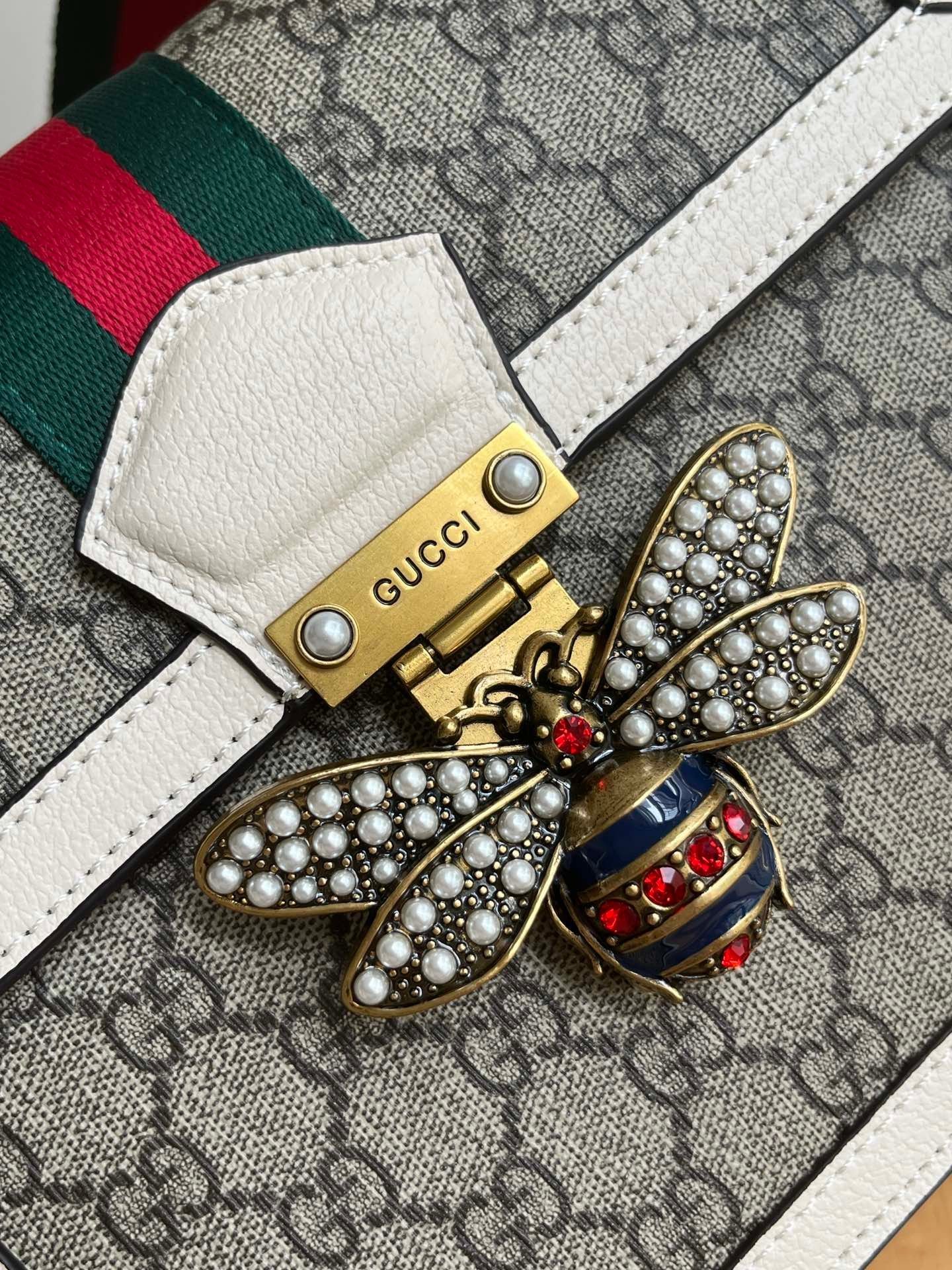 GUCCI
