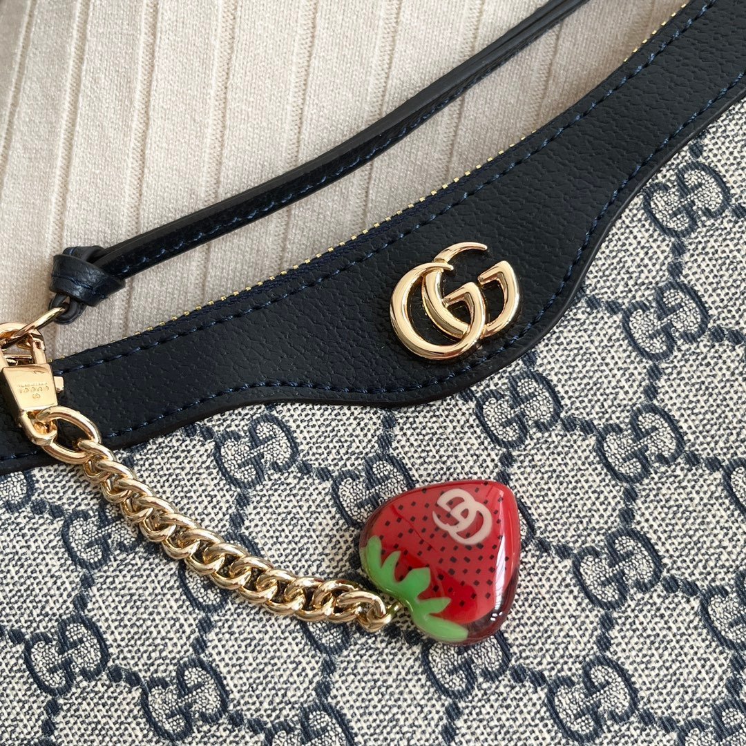 GUCCI